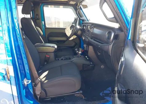 2021 Jeep Wrangler Unlimited Willys 4X4 z USA, uszkodzony, nr VIN 1C4HJXDG3MW789537